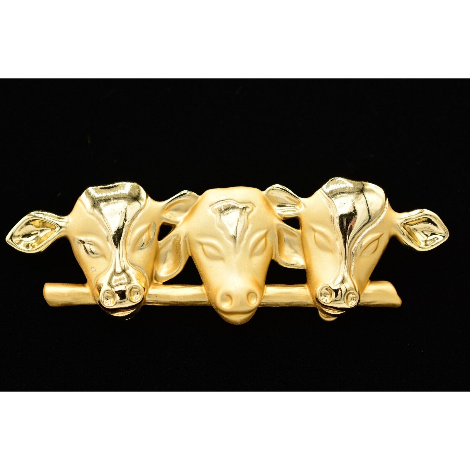 Ajc Vintage Cow Pin Brooch Brushed Gold Triple Cows Nos Signed 1980s Bina7 16$
